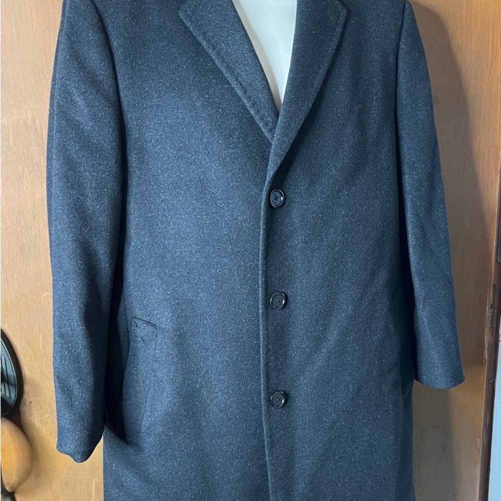 Saks Fifth Avenue Black Cashmere trench men’s Coat Size 40 short small